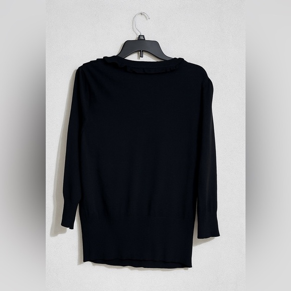 Alfani Black Ruffled V-Neck Cardigan Size Large 3/4 Sleeve Silver Button Sweater - Picture 3 of 3